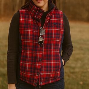 The North Face 700 Down Plaid Puffer Vest Women’s M Red Navy Tartan